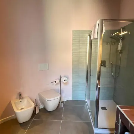 Maison d'hôtes Palazzo Belleluci - Incantevole Dimora Vista 3*